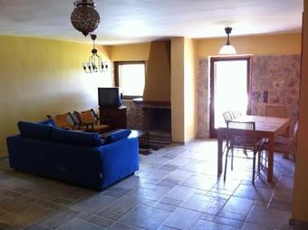 Apartamento Ano Polydrosos