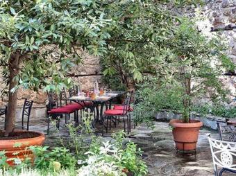 Deluxe Boutique Hotel Palea Poli