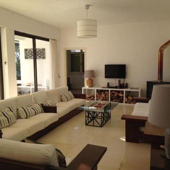 3 Bedroom Villa Athens Riviera