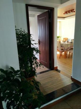 Huangshan Sanggehua Homestay Bus Station