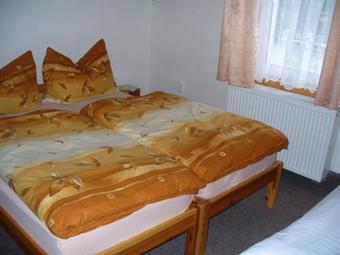 Hostal Pension Jitka