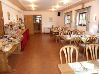 Hostal G�stehaus Weingut - Fr�hliches Weinfass