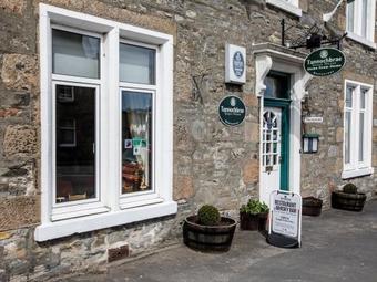 Hostal Tannochbrae Guest House