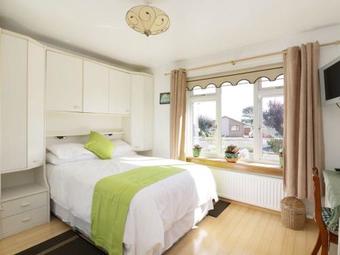 2 Craigarbel Crescent, Montrose