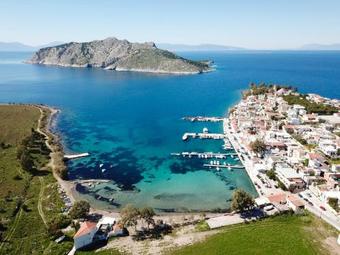 Hostal Perdika Mare Guesthouse & Caf�