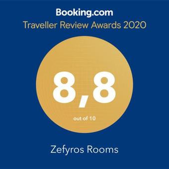 Hostal Zefyros Studios