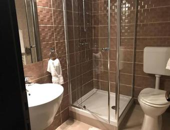 Europa Hotel �s �tterem