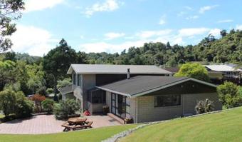 Lodge West Coast Hideaway