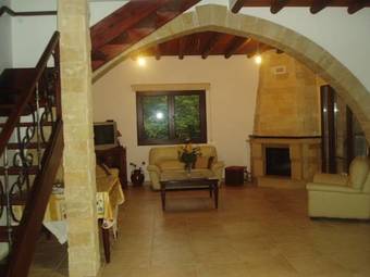 Valencia Grove Villa