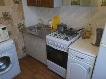 Apartment On Druzhby