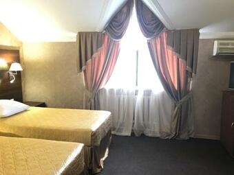 Hotel Snezhnaya Koroleva Cherkessk