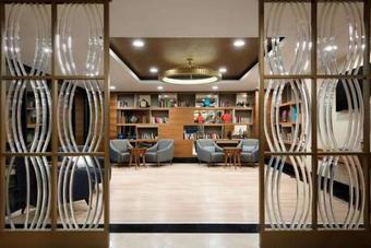 Hotel Ramada By Wyndham Elaz??