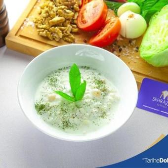 Hostal ?ehrazat Kona?i