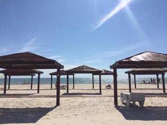 Hotel Oasis Beach Club