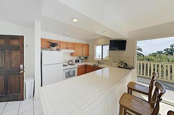 Summerland Beach Retreat