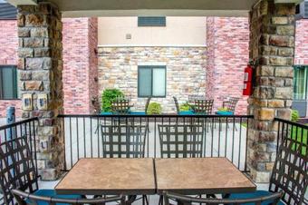 Hotel Candlewood Suites Overland Park