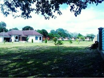 Camping "houses By The River"