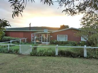 Hostal Bohemian Garden Cottages