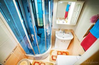 Apartment On Lyali Ratushnoy