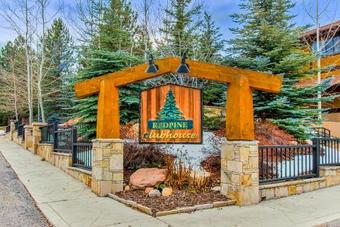 Red Pine Canyons View Condo