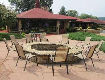 Hotel Spring Valley Inn