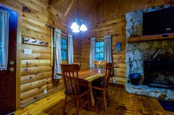Pioneer - Hocking Hills Cabin