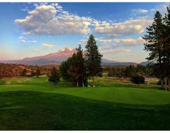 Apartamento Lake Shastina Golf Resort