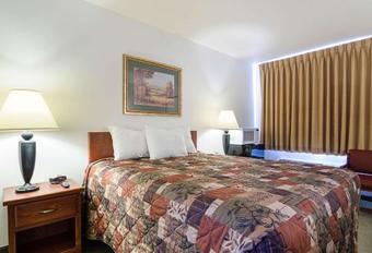 Hotel Rodeway Inn Larned