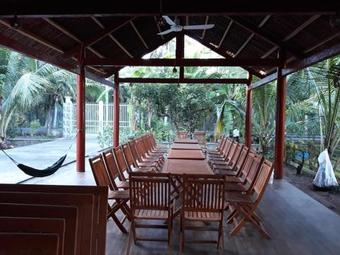 Coconut Homestay