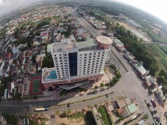Golf Phu My Hotel