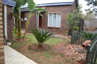 Hostal Zebra Guesthouse