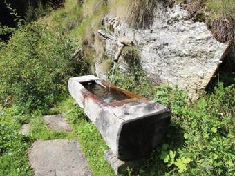 Beautiful Chalet In Binn With Parking