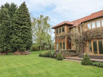 Pond View, Mansfield