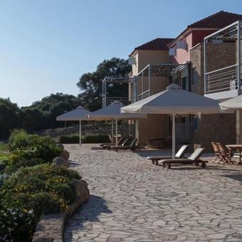 Dialiskari Villas