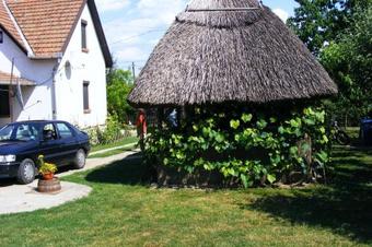 Hostal �va Vend�gh�z