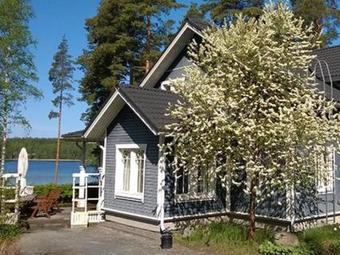 Holiday Home Villa Satumaa
