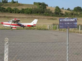 Riverside Mansion In Brandonnet With Swimming Pool