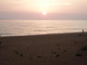 Hotel Whitesands Beach Resort