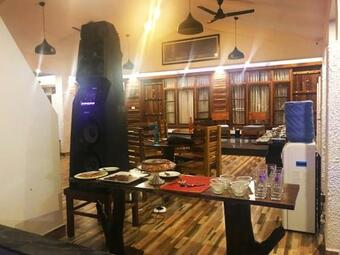 Riyavar Luxury Homestay