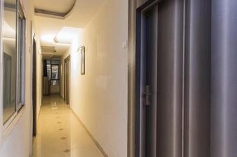 Oyo 19886 Hotel Raj Palace