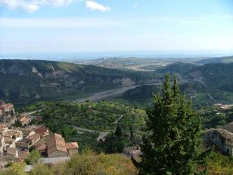 Lovely Holiday Home In Guardavalle With Garden