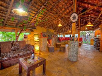 Rhino Watch Safarilodge