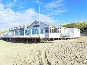 Peaceful Holiday Home By The Forest In Koudekerke