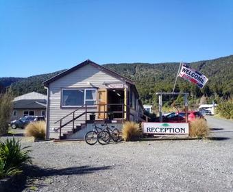 Albergue The Crossing Backpackers