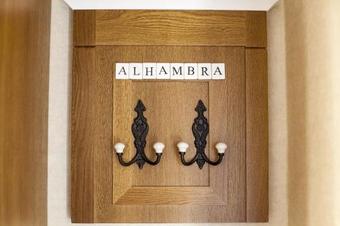 Hotel Alhambra