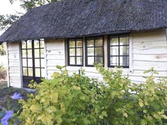 Lodge Domek Na Skraju Wsi