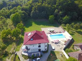 Hostal Pension Casa Cartianu