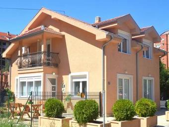 Apartments De Lux Jagodina