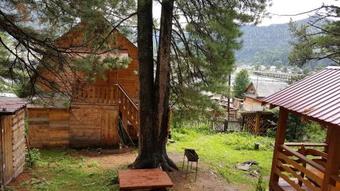 Hostal Guest House Kedroviy Dvorik