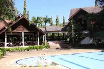 Hotel River Kwai Park & Resort